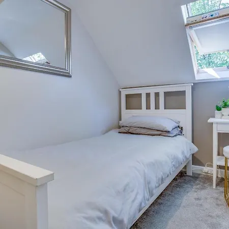 Spacious & Stylish 5br Townhouse - Free Parking * Sheffield